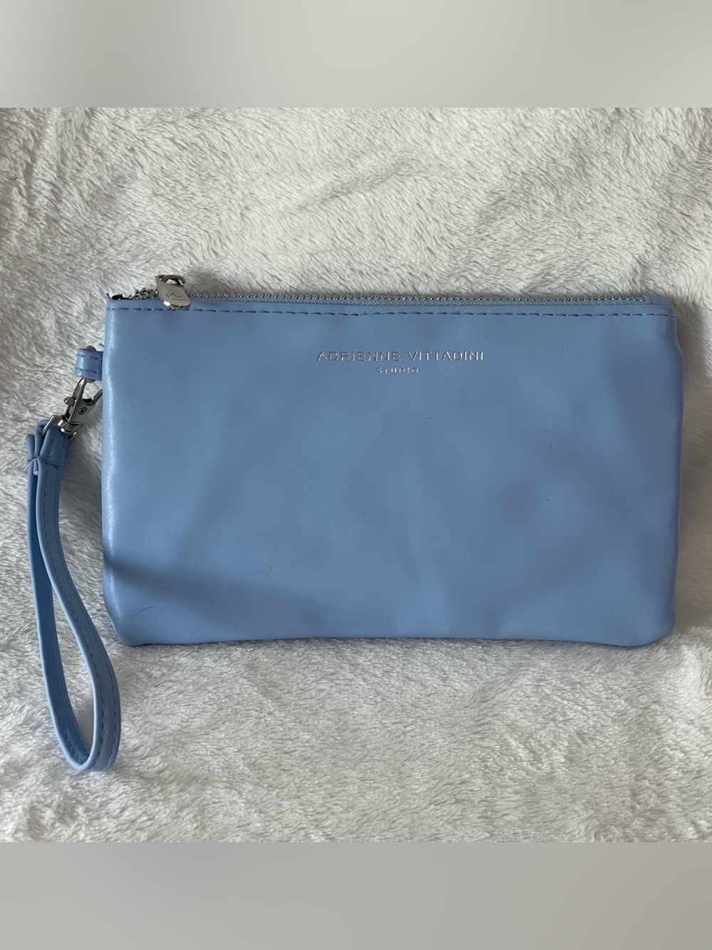 Adrienne Vittadini wristlet clutch light blue like new clean silver zipper - Picture 2 of 7